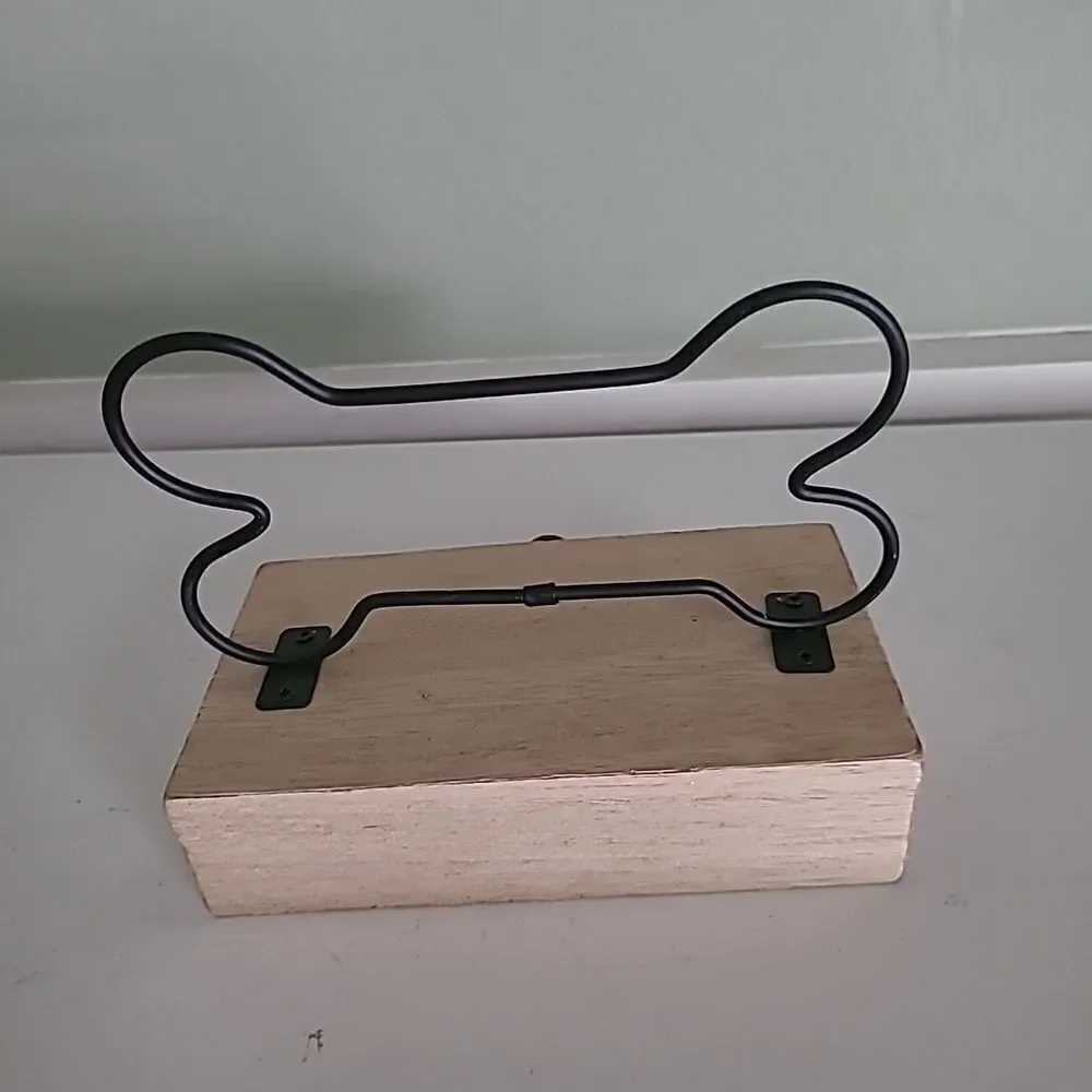 Pet Stocking and Hangar